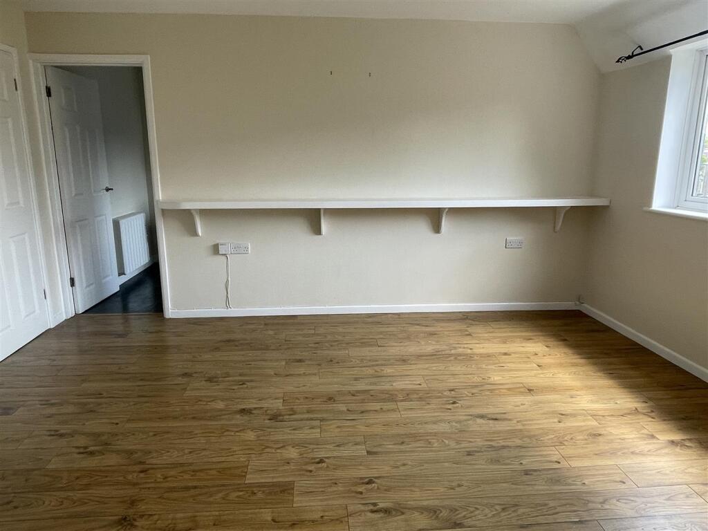 Sitting Room Alternate.JPG