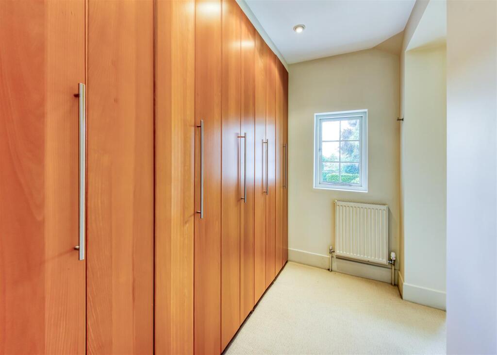 14 Wergs Hall Road-bed1 dressing.jpg