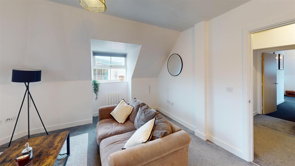 Living-Room JARATT 1.jpg