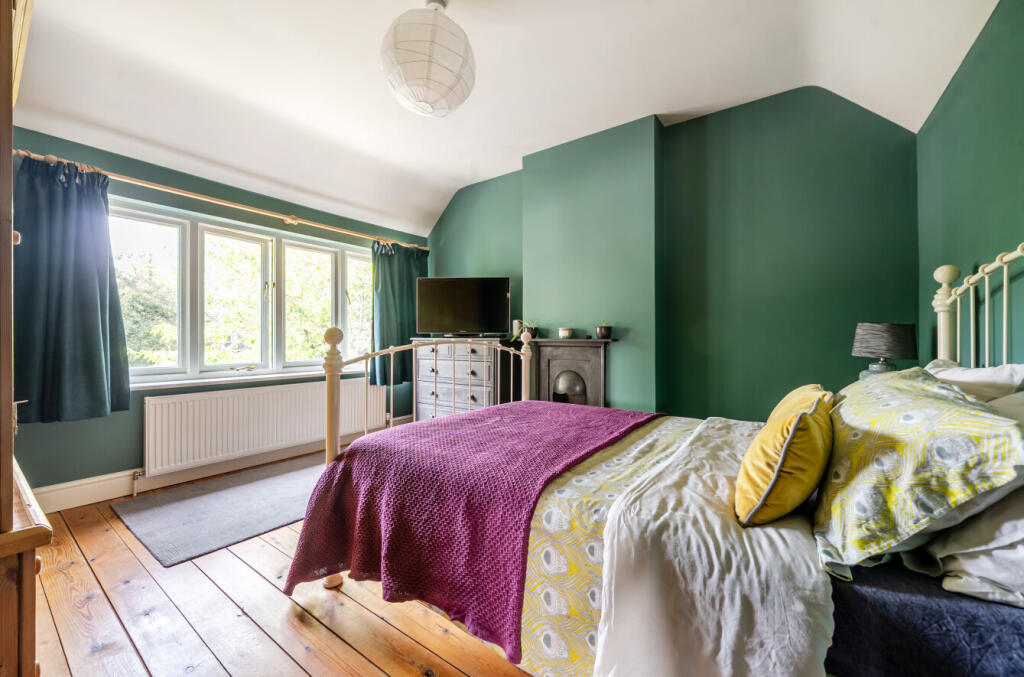 1330632-25-68933b...