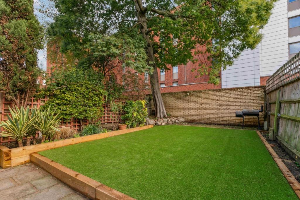 Garden (1).jpg