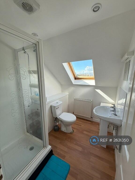 Third Floor Shower Room