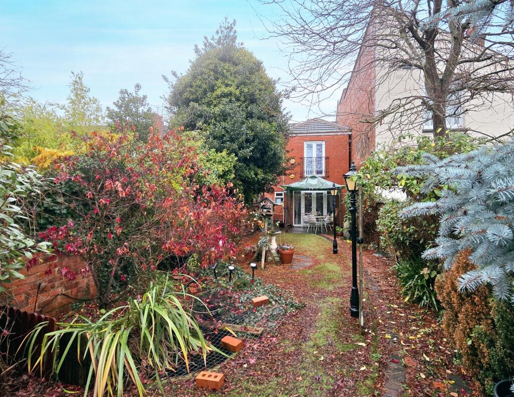 GARDEN