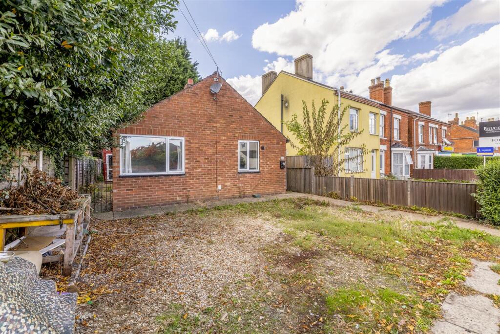 90 Carlton Road (Boston)-1.jpg