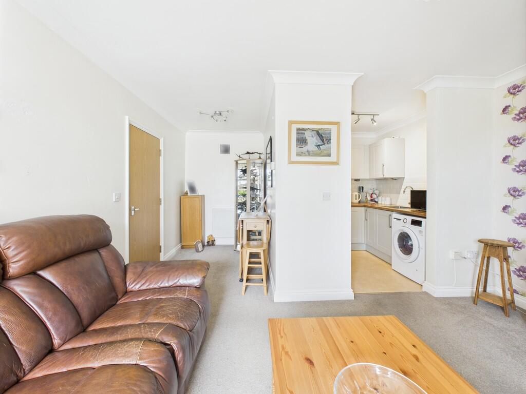 CAM05068G0-PR0045...