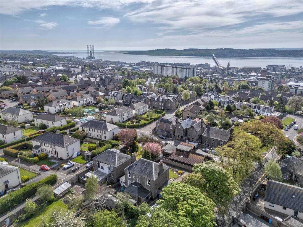 3 Drummond Street Dundee-16.JPG