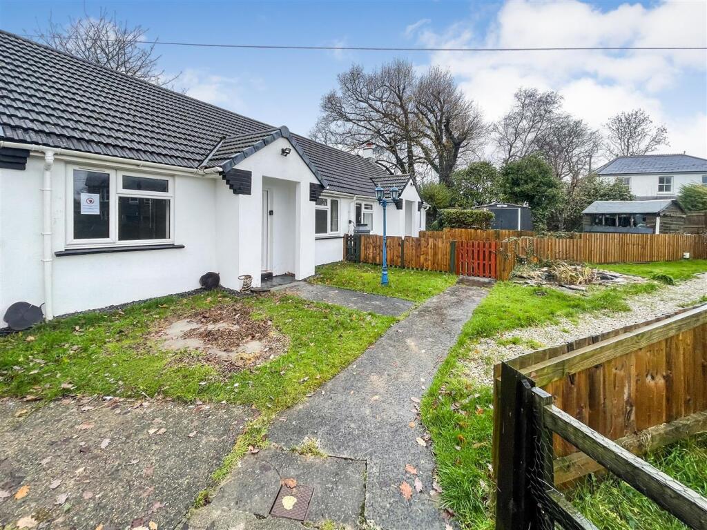 5 Queens Hayes, Willey Lane Sticklepath, Okehampto