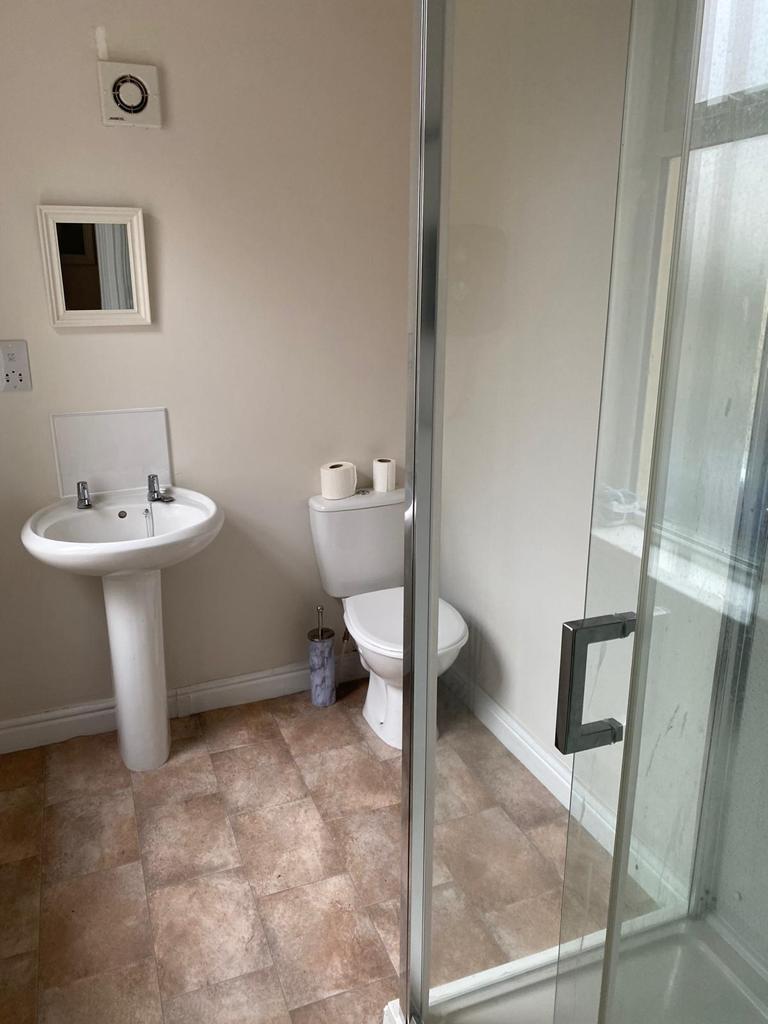 bathroom.jpeg