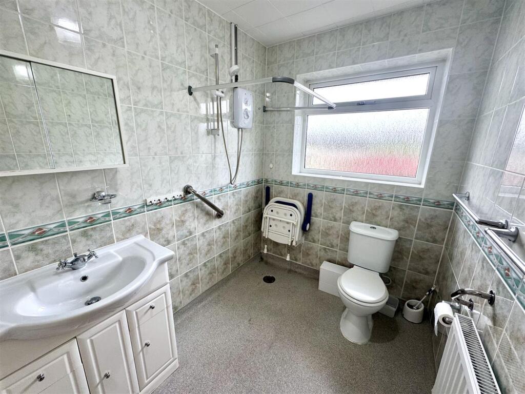 WET ROOM