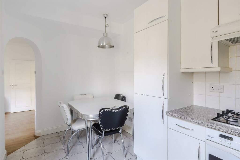 Kitchen-3.jpg