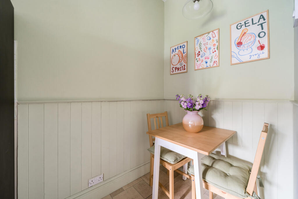 1317755-5-6863bee...