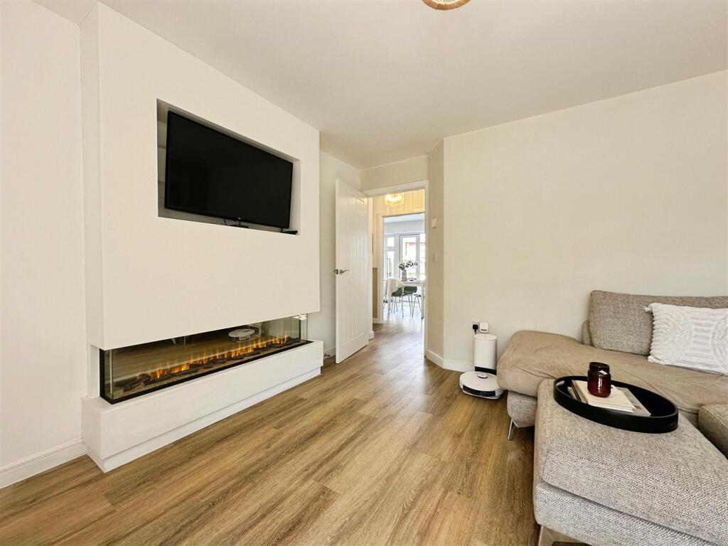 868ddbad--487D-B64D-CD4FFE6013B3-15878-00000574A90