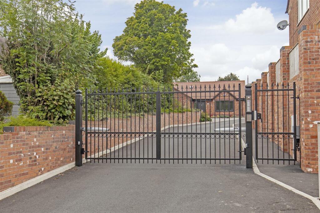 Secure Gated Entrance