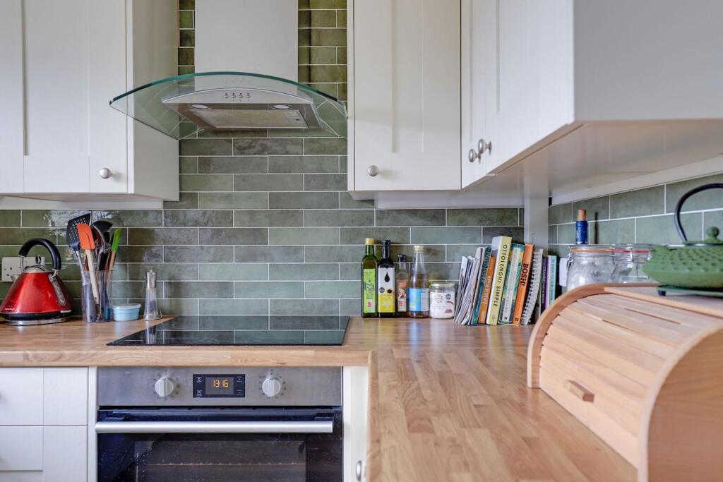 08-1c19JHPropWpen - 3c Mosslea Road - 22-medium.jp