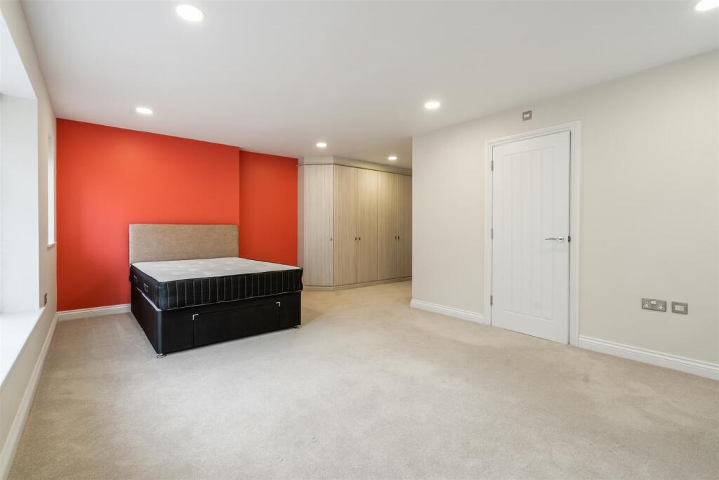 68 Alberbrook Road Solihull_22.jpg