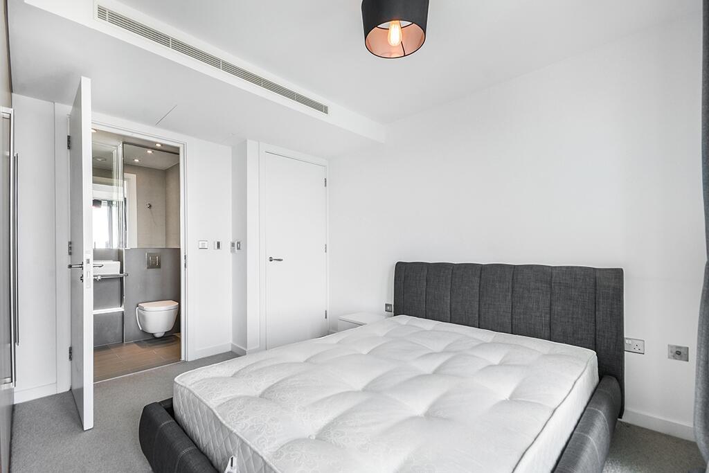 10 Bedroom 2