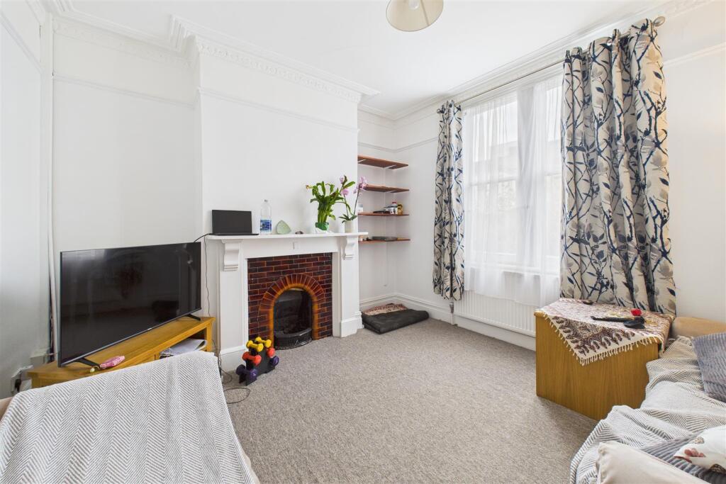 5 Osborne Villas, Kingsdown, Bristol, BS2 8BP | Fr