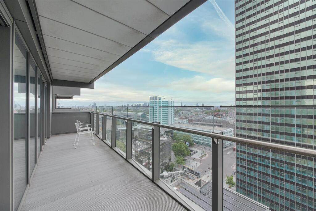 TRITON BUILDING, NW1-1.JPG