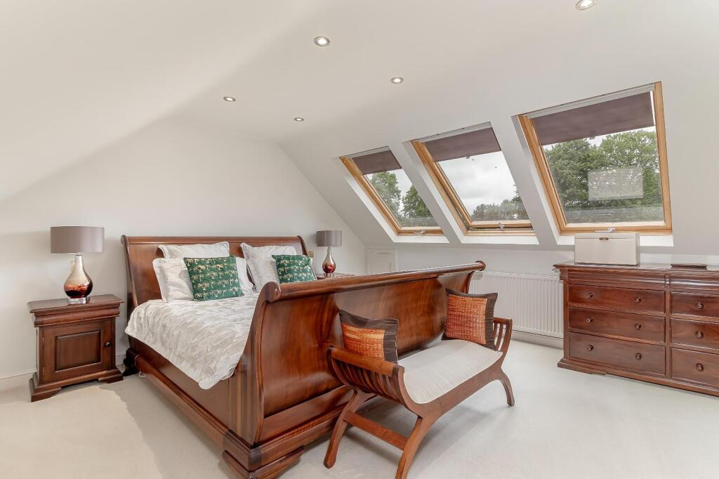 Master Bedroom - A.jpg