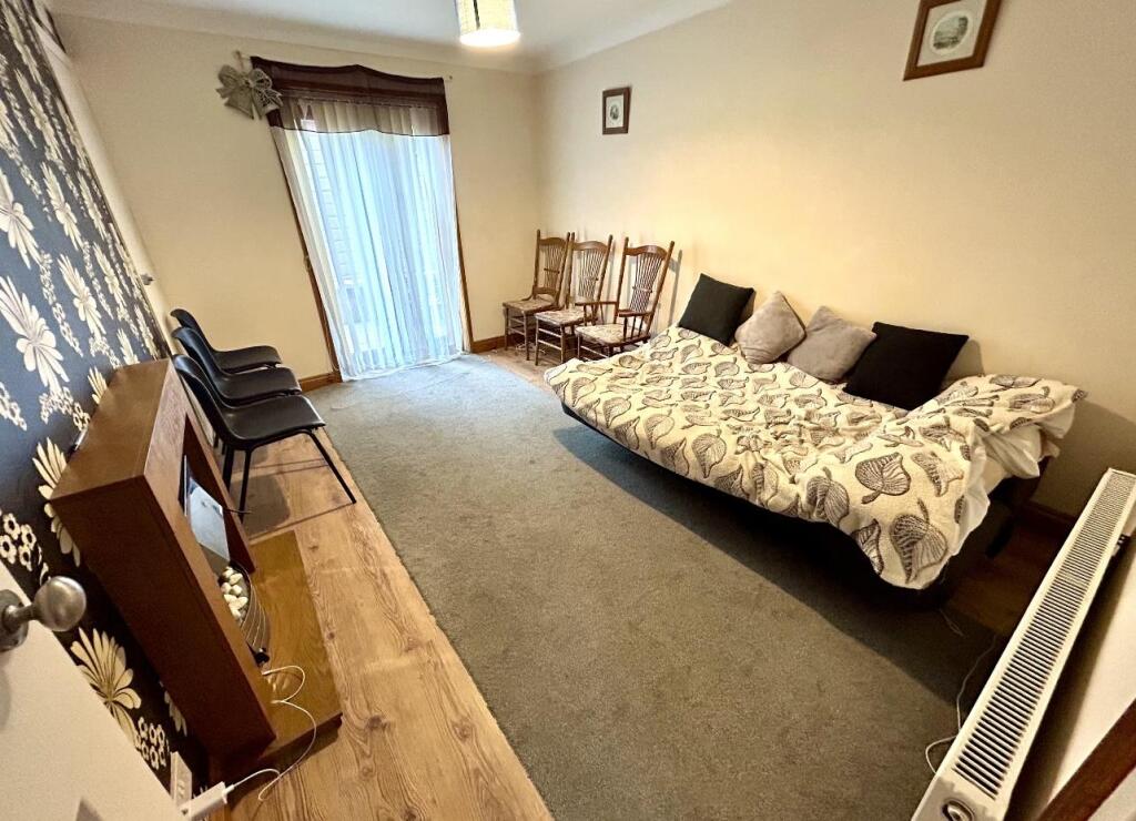 living room .jpg