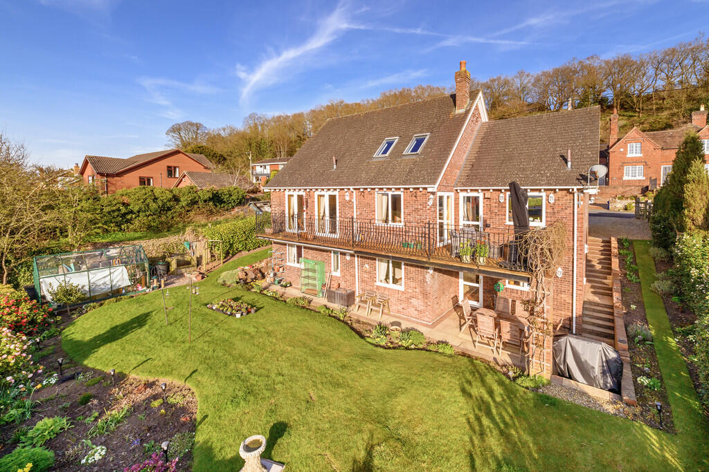 Rear Aspect DWP_4...