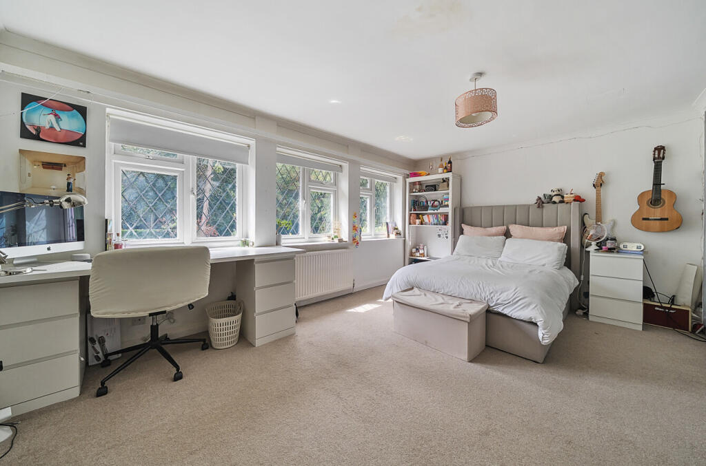 1327197-9-68810dc...