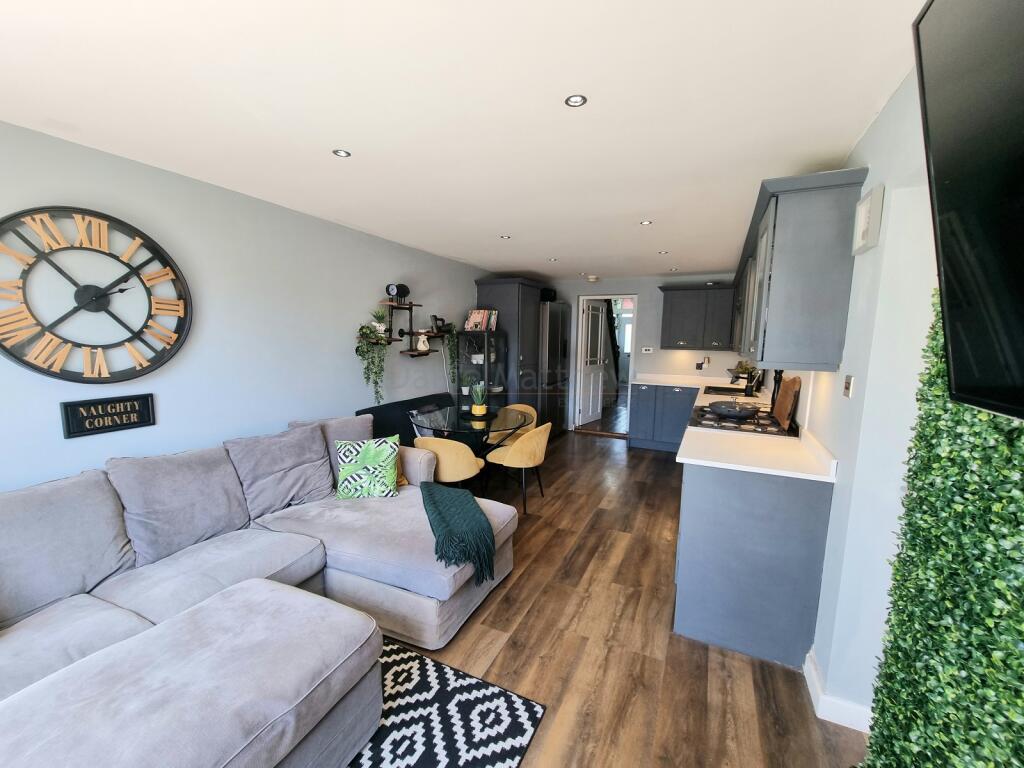 Kitchen/Family Room