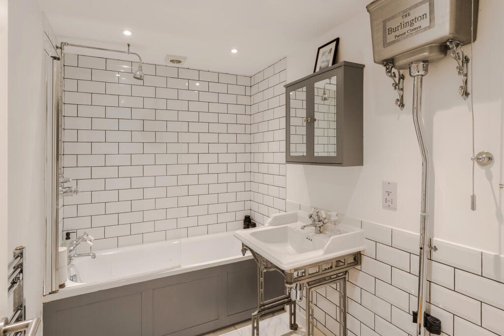 310277 - Unit 6, 47-49 Tudor Road-41.jpeg