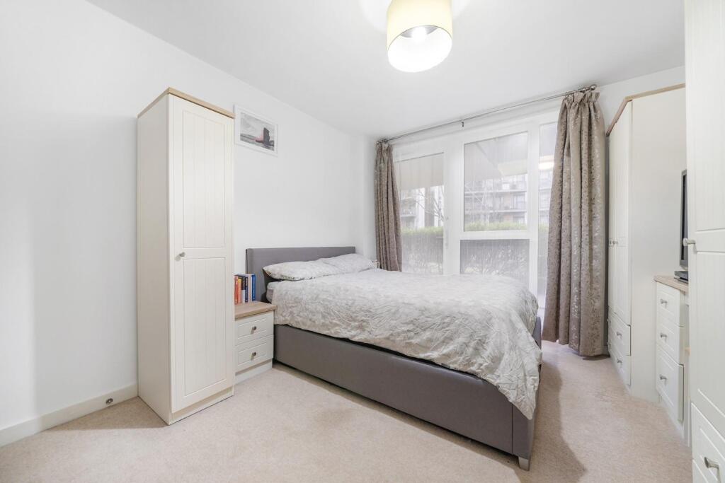 Bedroom (2).jpg