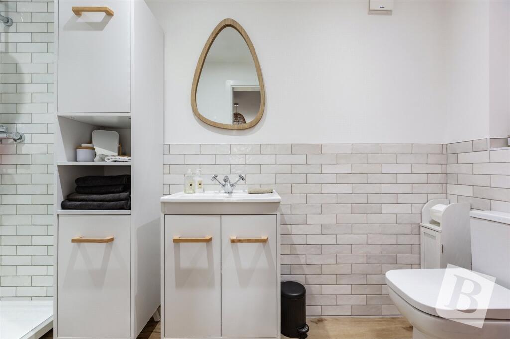 Annex Shower Room