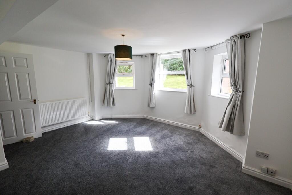 Bedroom 2.2