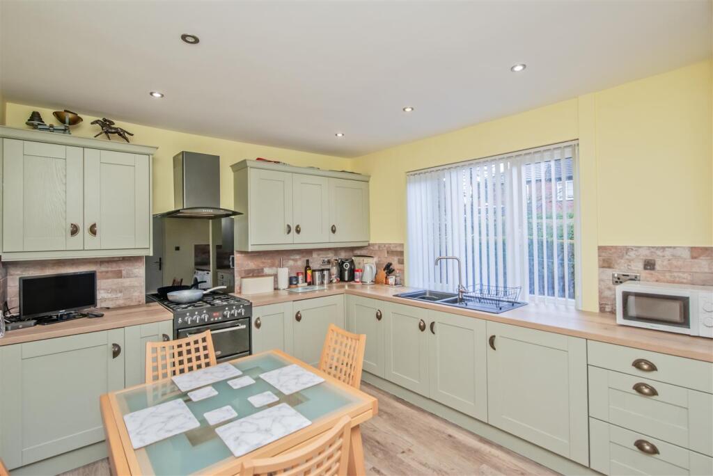 Fitted Dining Kitchen &amp; Utility Area: