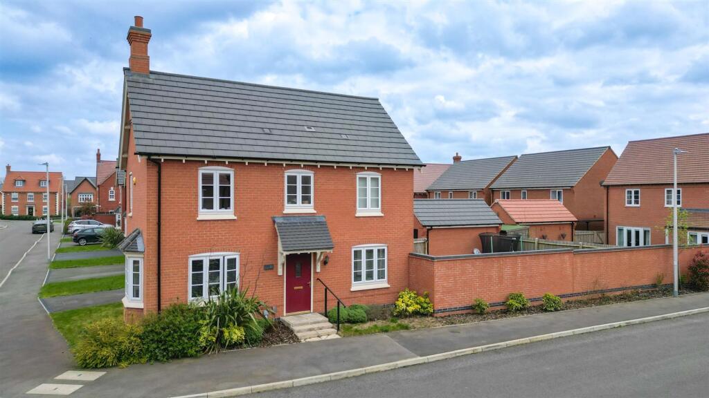 Russet Avenue - Image-23.jpg