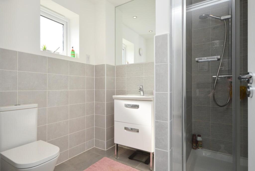 En Suite Shower Room