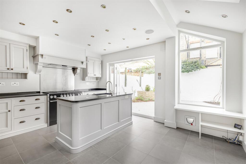 James_anderson-22_ruvigny_gardens-sw15__18_.jpg