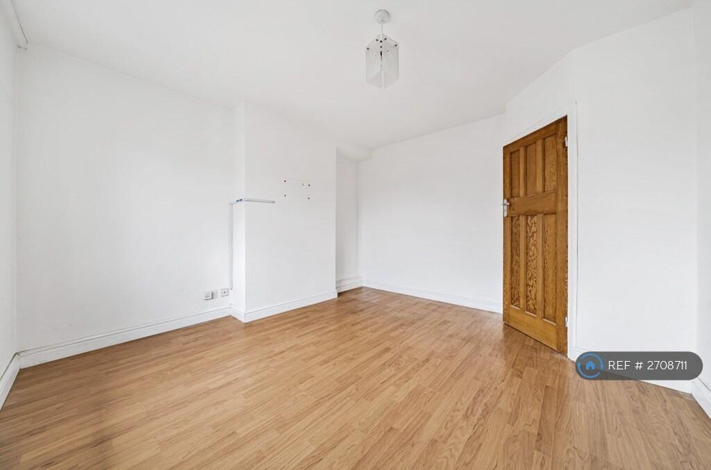 Master Bedroom 1