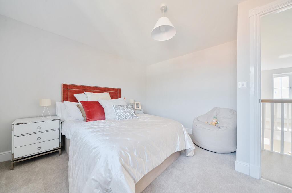 1297030-7-6830b99...