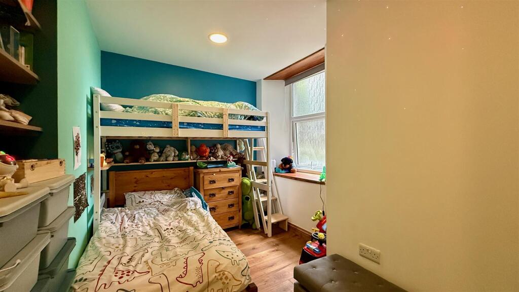 bed 2