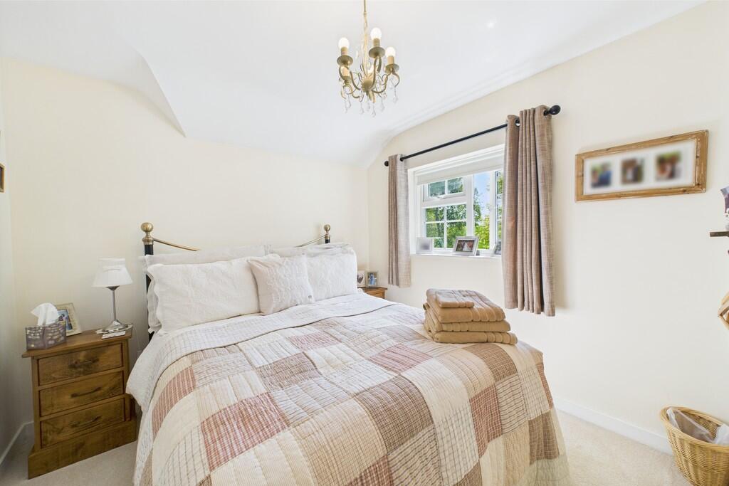 CAM01689G0-PR0465...