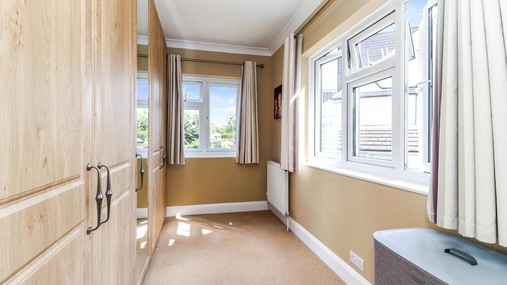 BEDROOM ONE DRESSING AREA