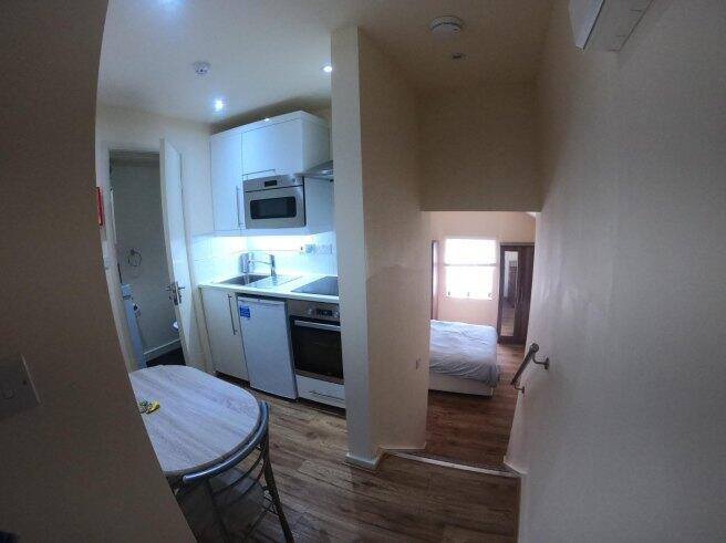 brondesbury-park-nw6-7ay-981235