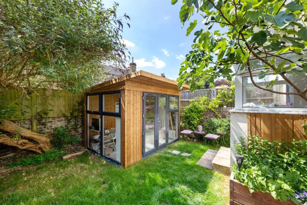 Portland Road (24).jpg