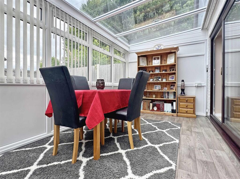 Conservatory b.jpg