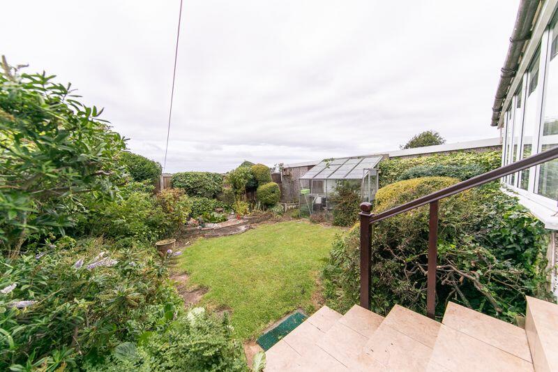 Private open aspect garden