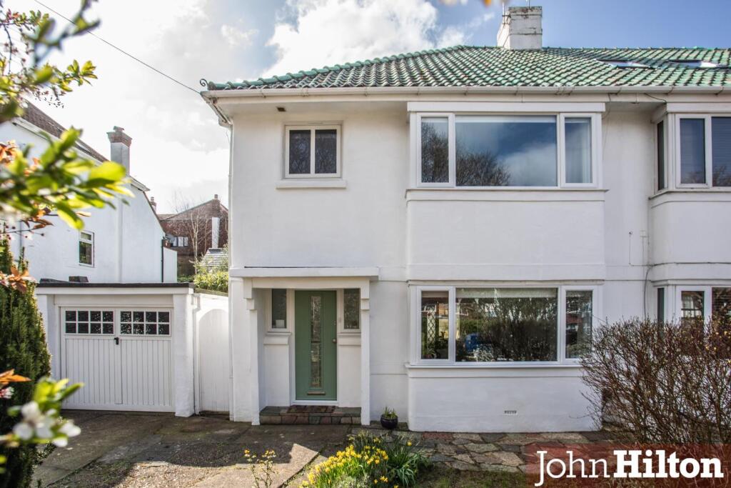 Goldstone Crescent-7.jpg