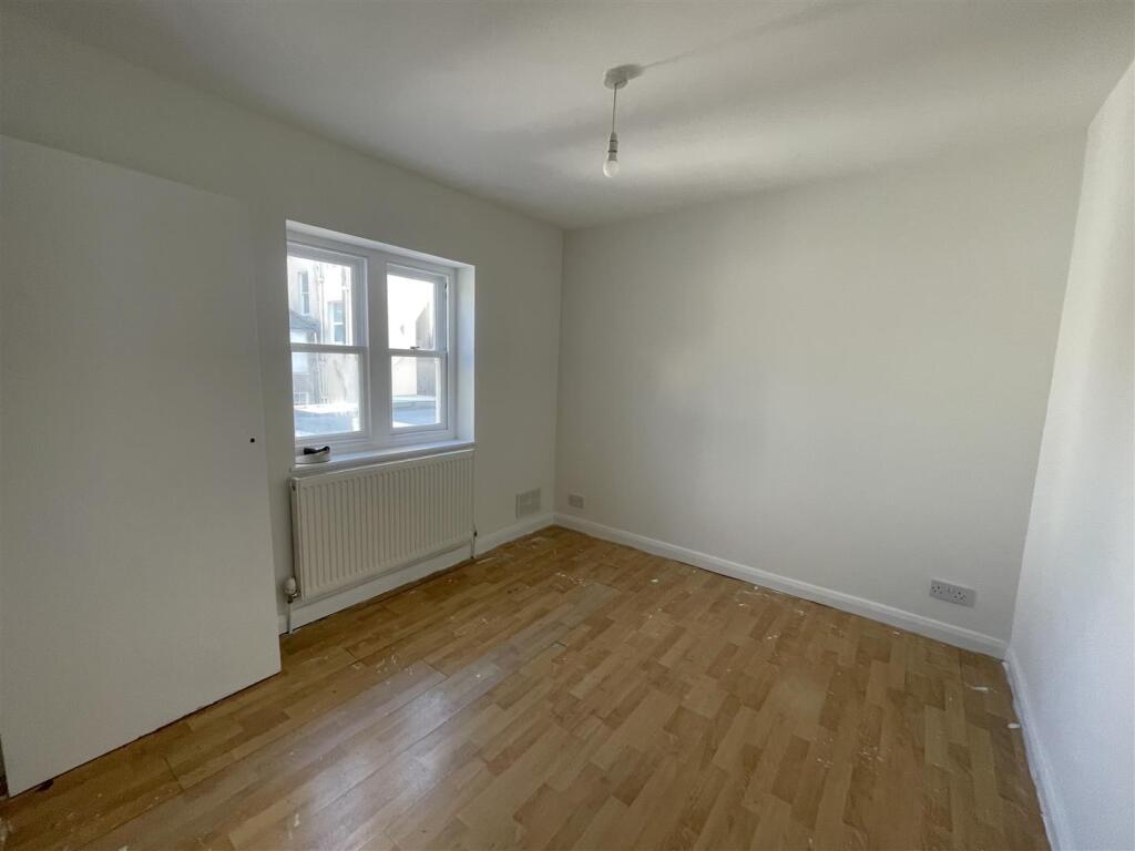 Bedroom.jpg