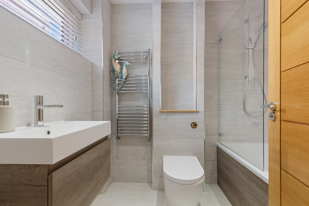 3 Cantenbury,Cresc, Sheffield 18_297.png