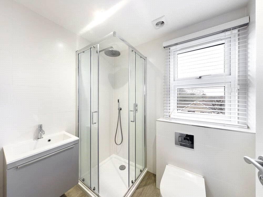 En Suite Shower
