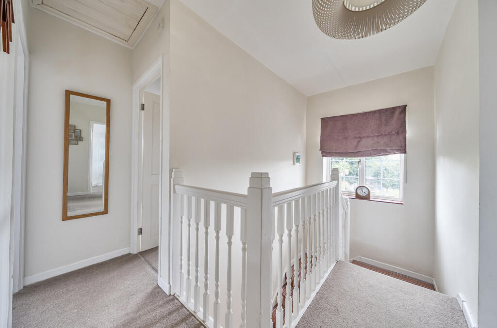 1345464-3-68bf0bb...