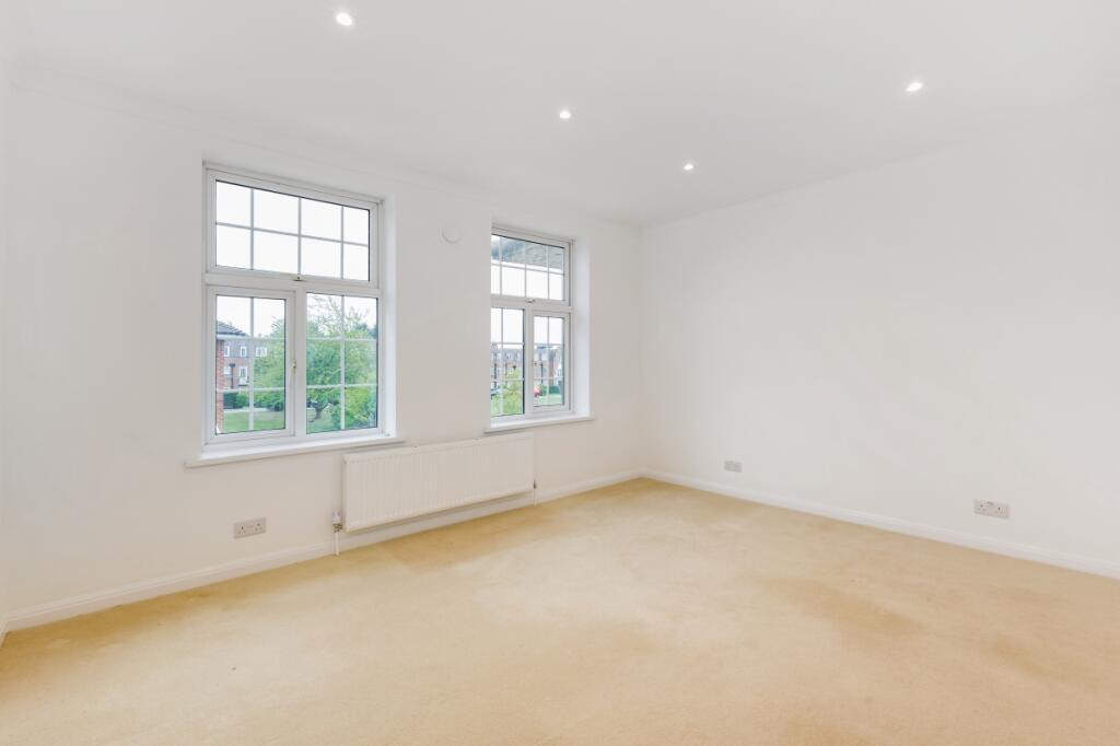 98914_58 Belmont ...